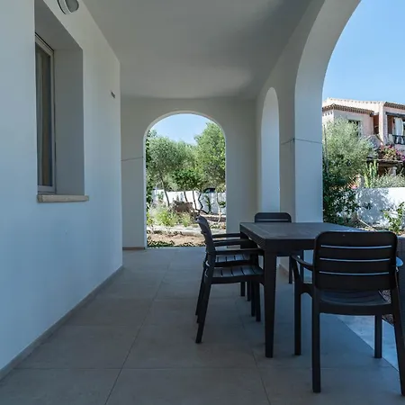 Апартаменты Le Conchiglie With Pool By Wonderful Italy *