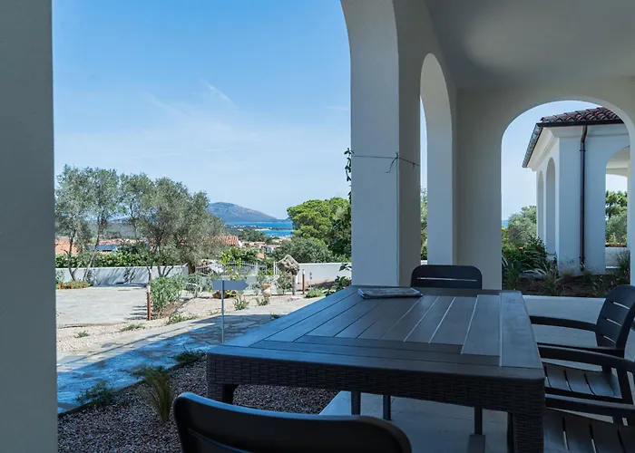 Le Conchiglie With Pool By Wonderful Italy Apartament